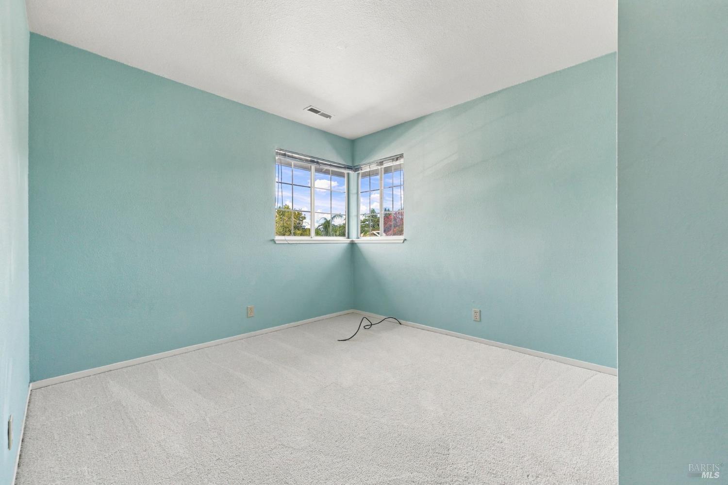 914 Buckingham Drive Windsor CA 95492