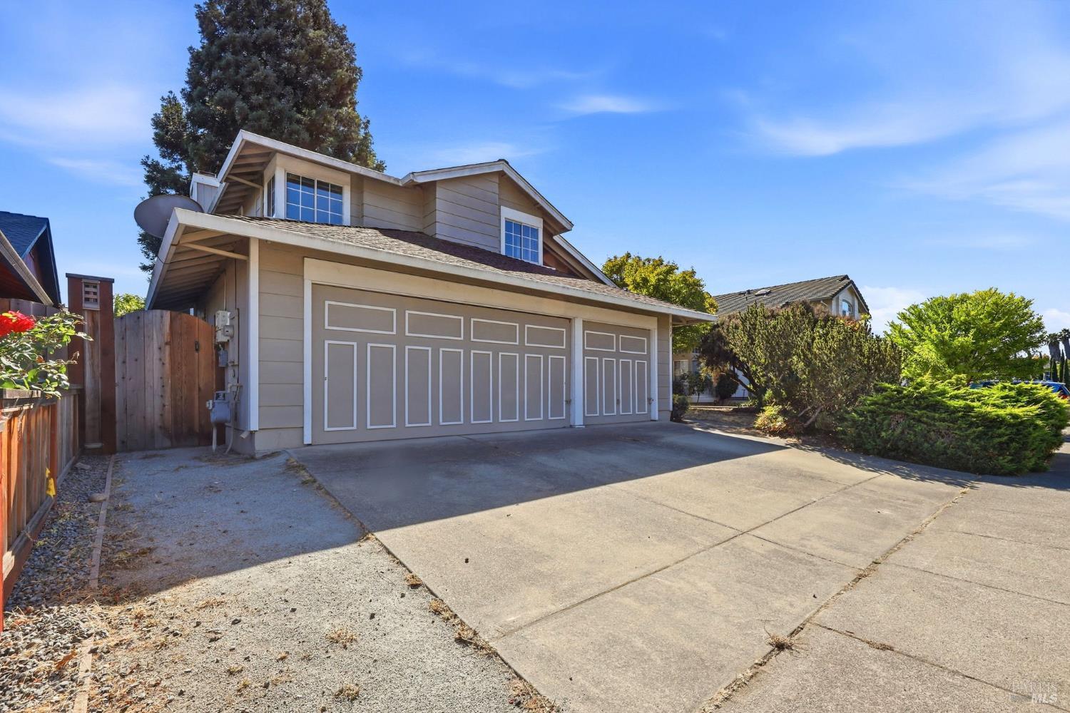 914 Buckingham Drive Windsor CA 95492