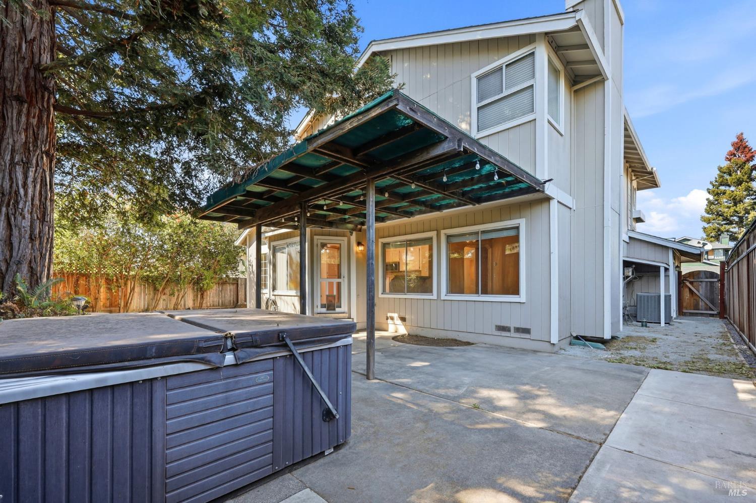 914 Buckingham Drive Windsor CA 95492
