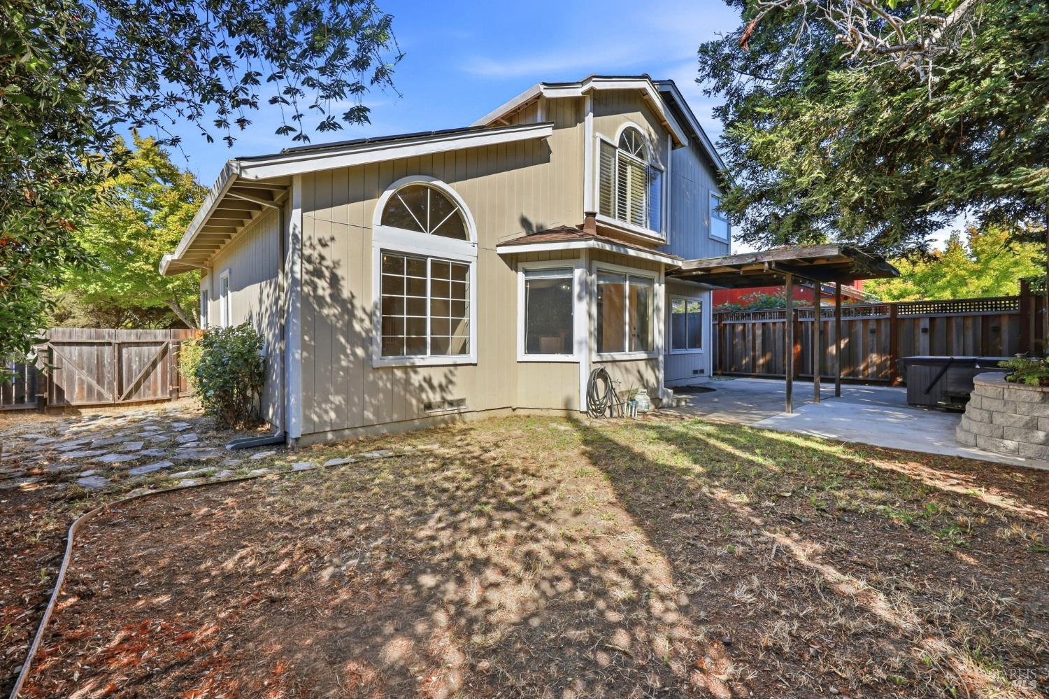 914 Buckingham Drive Windsor CA 95492