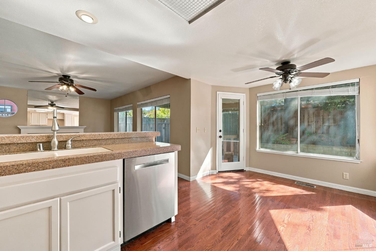 914 Buckingham Drive Windsor CA 95492