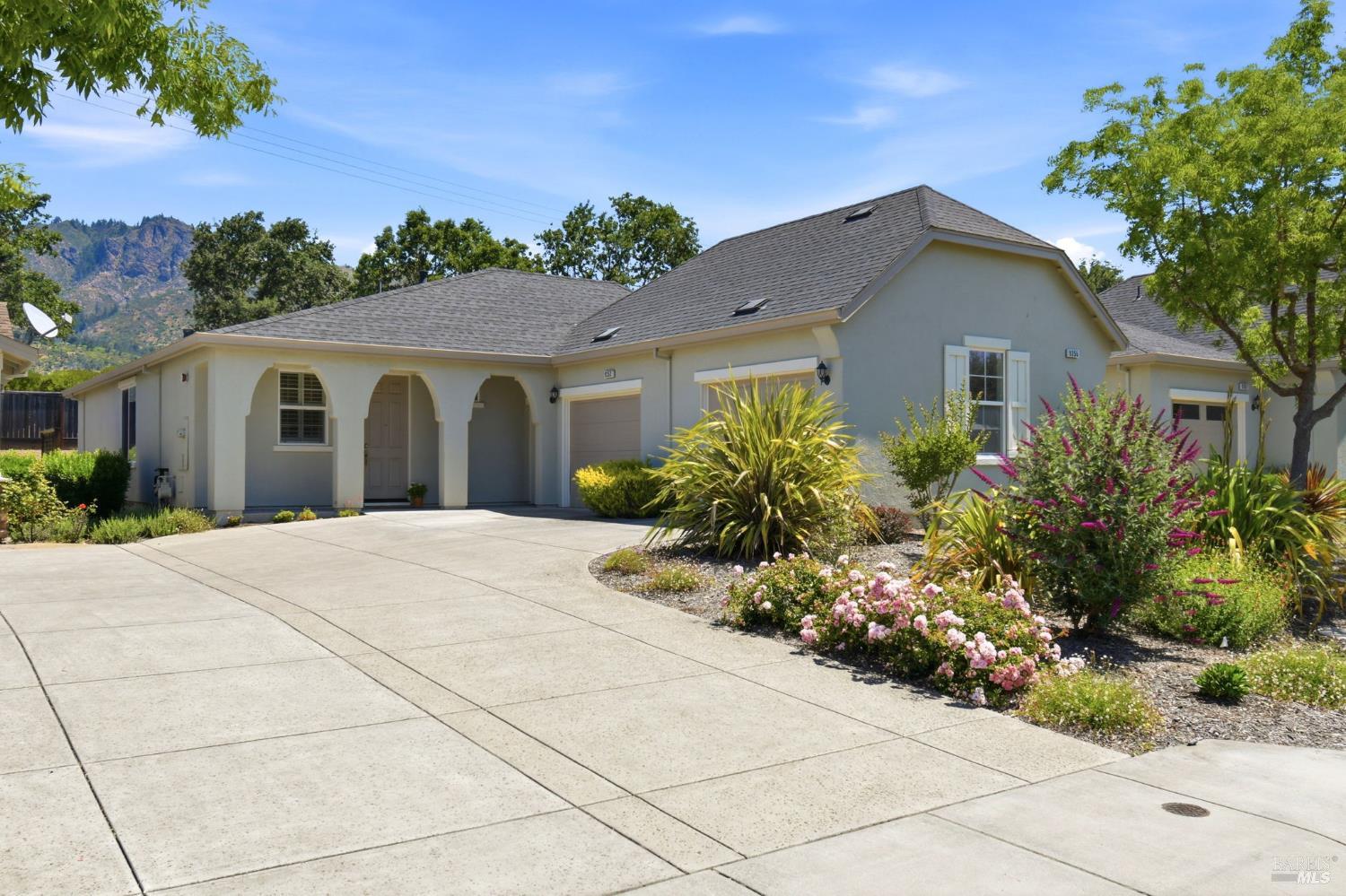 9353 Oak Trail Circle Santa Rosa CA 95409
