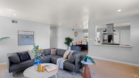 1419 Buchanan Street Novato CA 94947