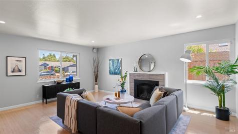 1419 Buchanan Street Novato CA 94947