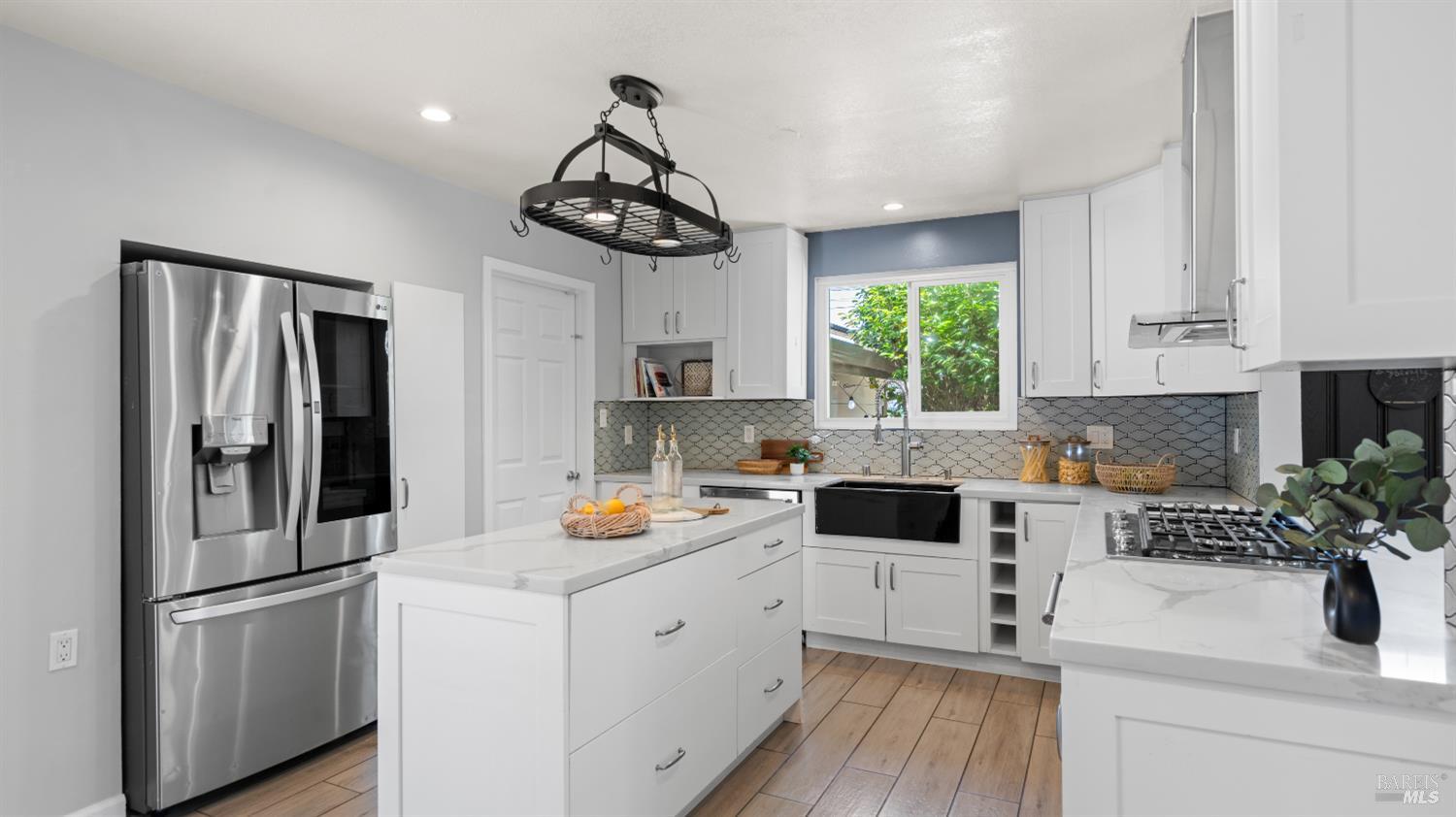1419 Buchanan Street Novato CA 94947