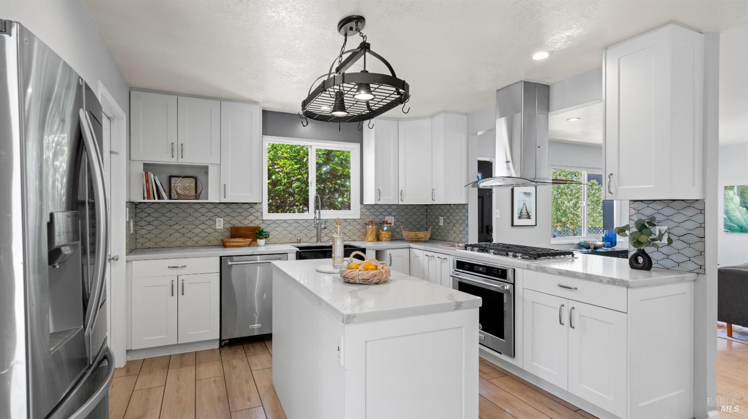 1419 Buchanan Street Novato CA 94947