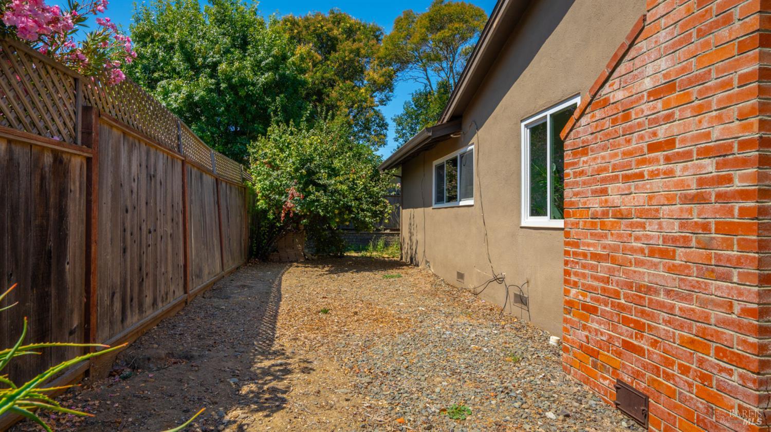 1419 Buchanan Street Novato CA 94947