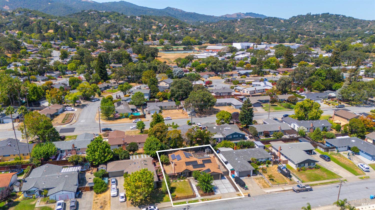 1419 Buchanan Street Novato CA 94947