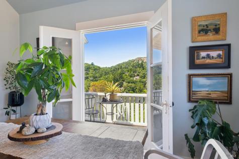 10 Fawn Ridge Fairfax CA 94930