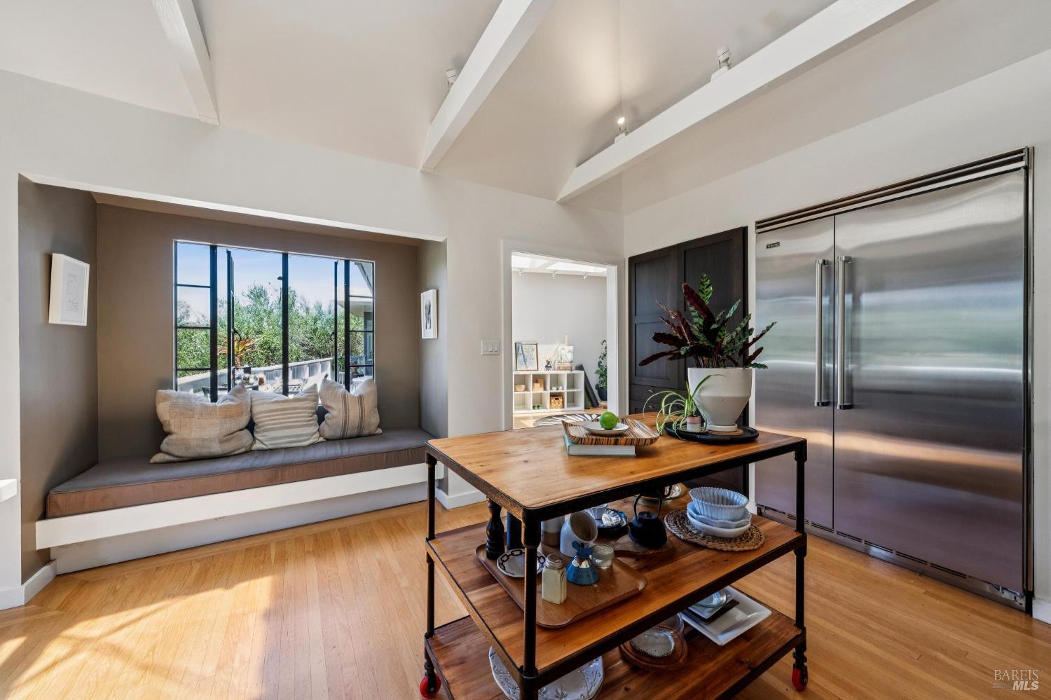 10 Fawn Ridge Fairfax CA 94930