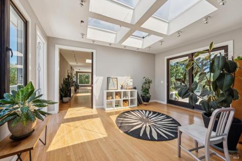 10 Fawn Ridge Fairfax CA 94930