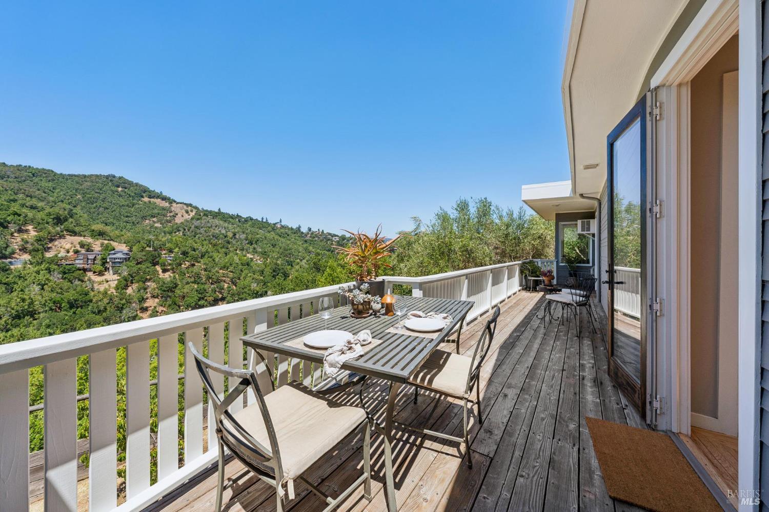 10 Fawn Ridge Fairfax CA 94930