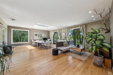 10 Fawn Ridge Fairfax CA 94930