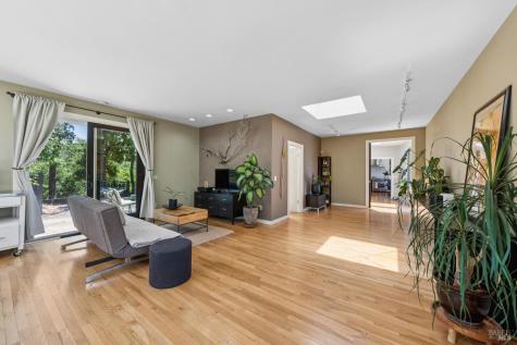 10 Fawn Ridge Fairfax CA 94930