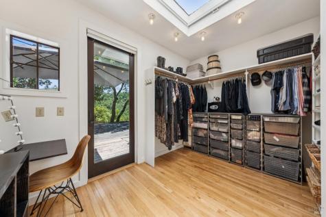 10 Fawn Ridge Fairfax CA 94930
