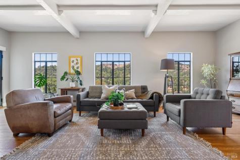 10 Fawn Ridge Fairfax CA 94930