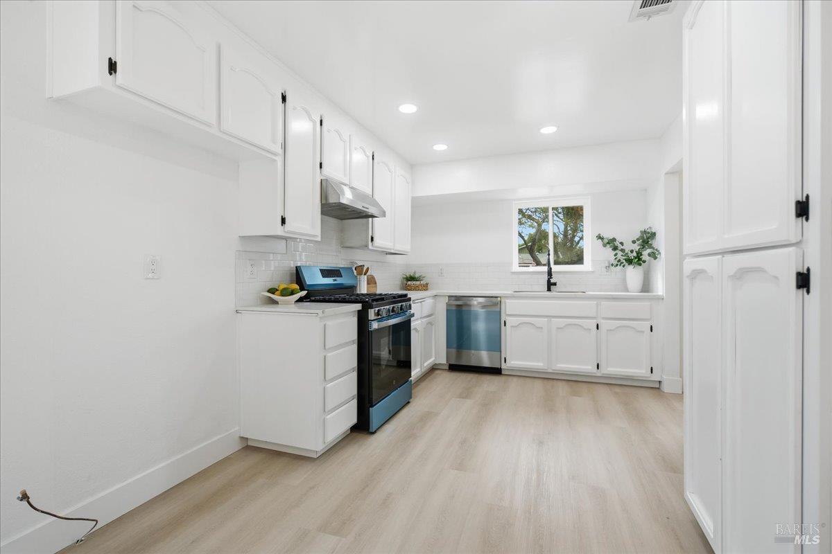 604 Kinglet Street Suisun City CA 94585