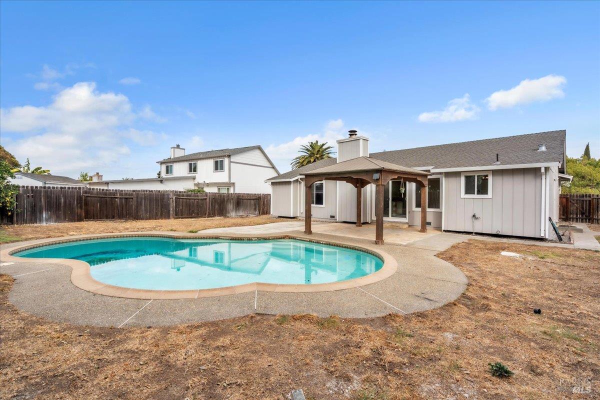 604 Kinglet Street Suisun City CA 94585