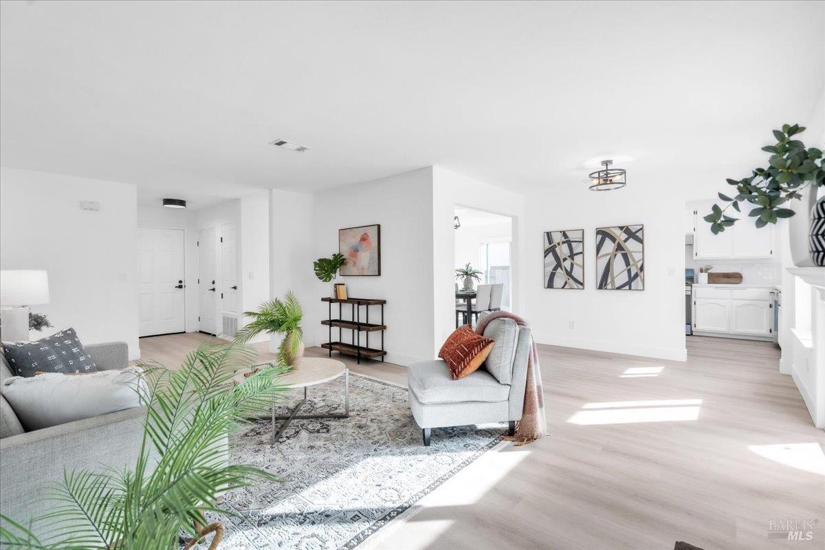 604 Kinglet Street Suisun City CA 94585