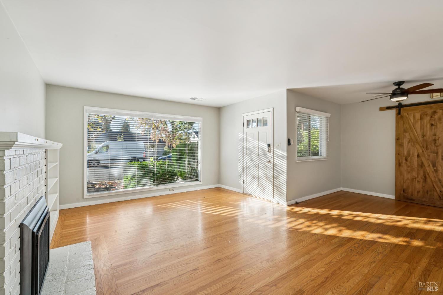 818 Josephine Lane Healdsburg CA 95448