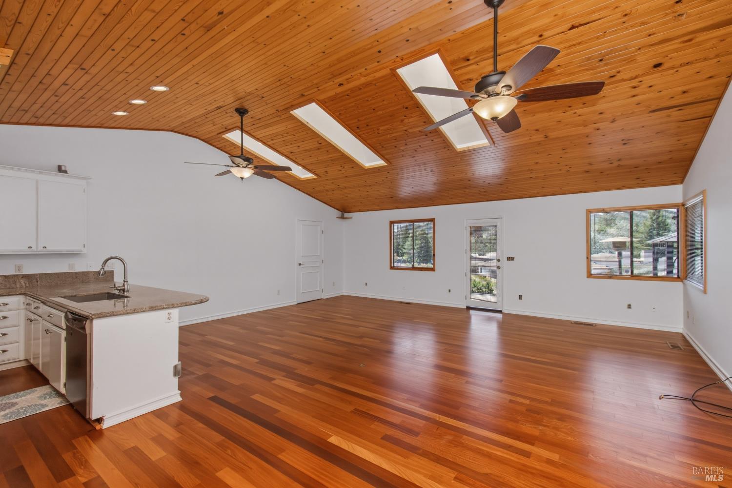 1133 Stanford Court Napa CA 94558