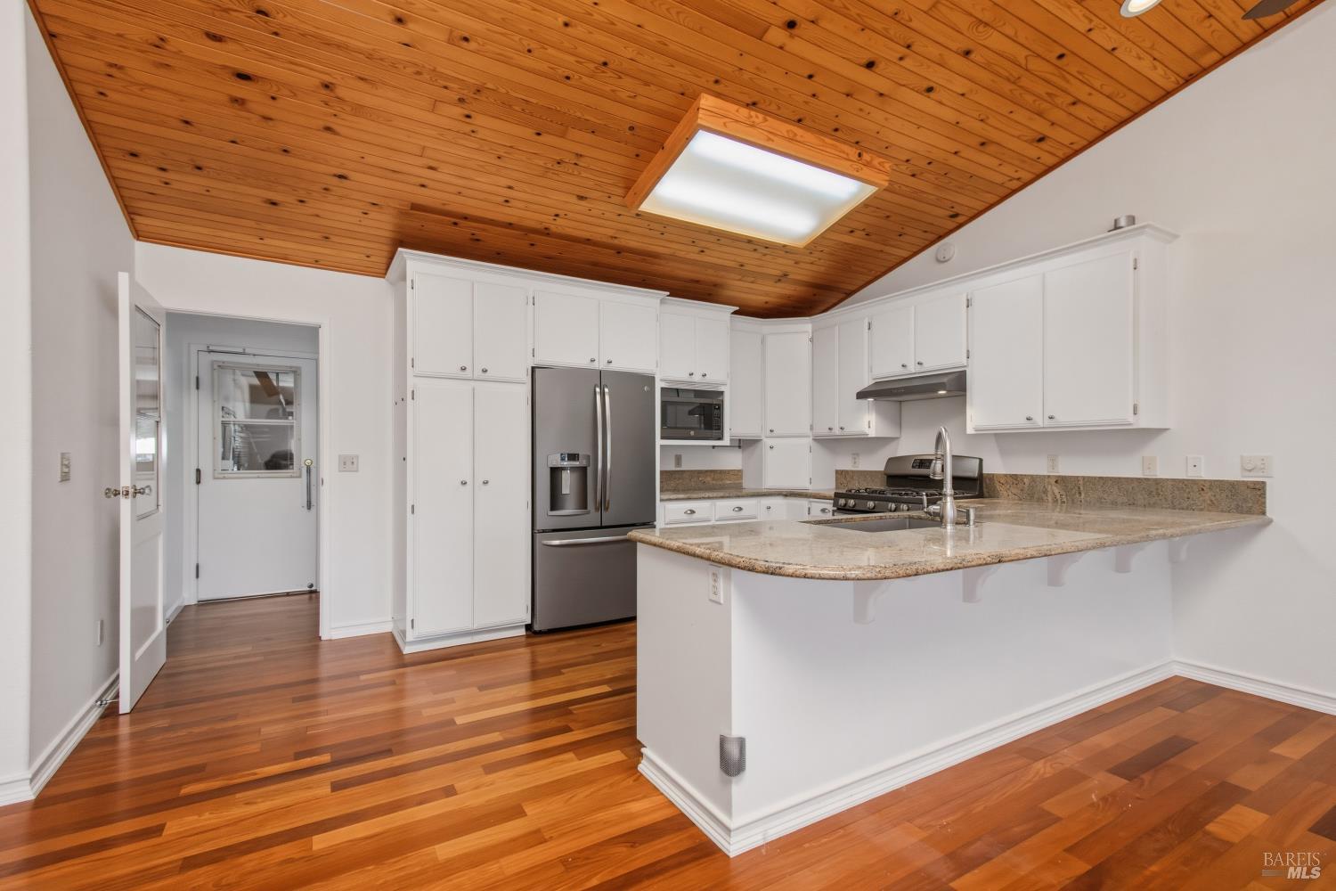 1133 Stanford Court Napa CA 94558