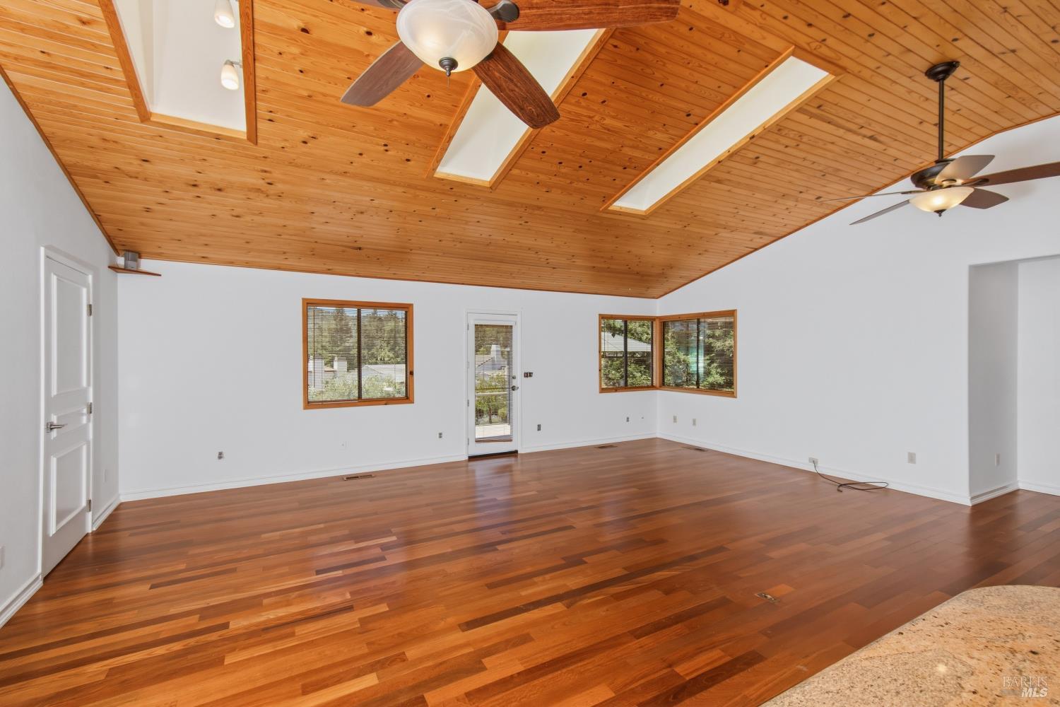1133 Stanford Court Napa CA 94558