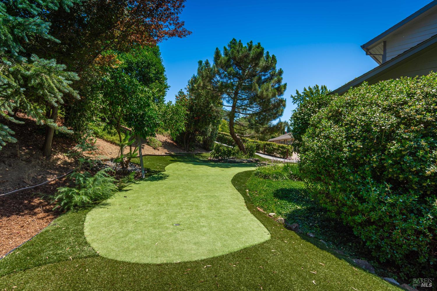 1133 Stanford Court Napa CA 94558