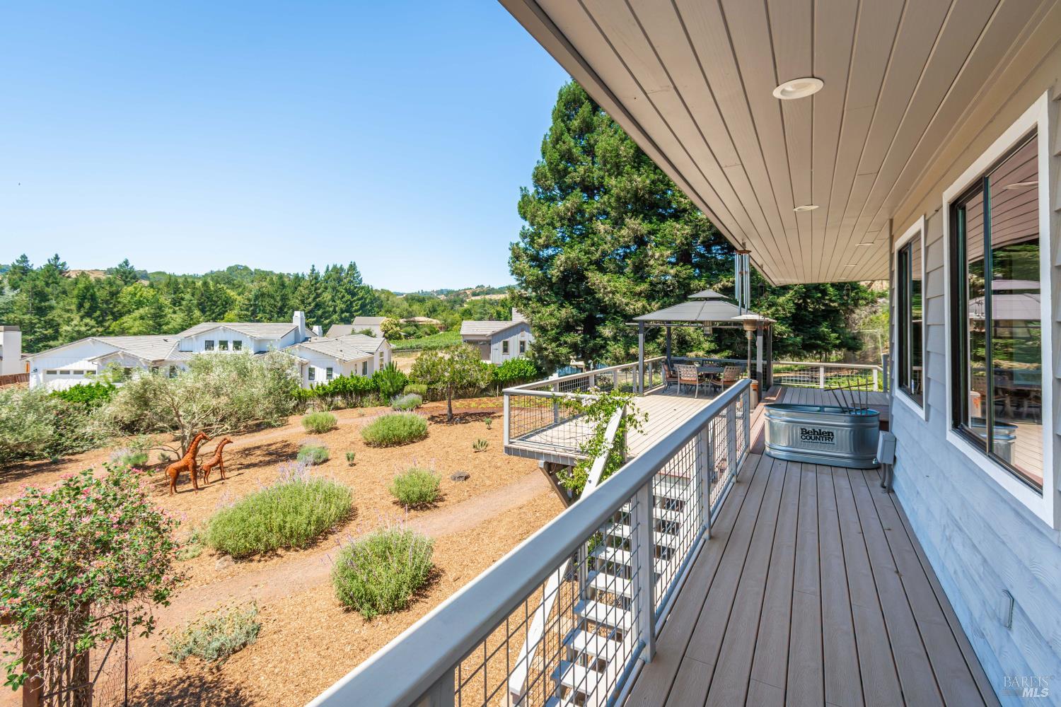 1133 Stanford Court Napa CA 94558