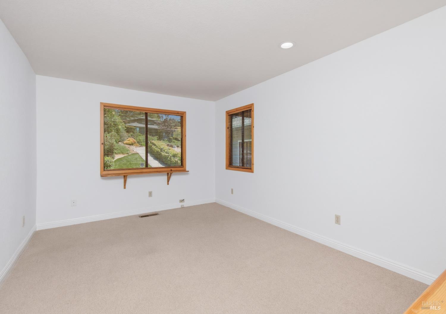 1133 Stanford Court Napa CA 94558
