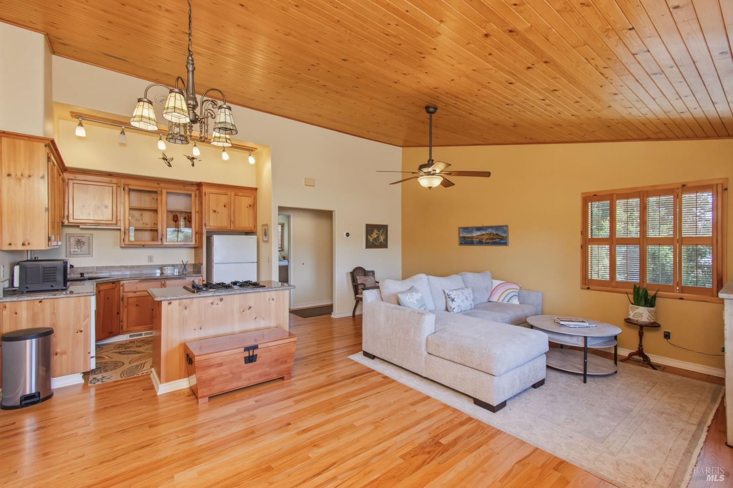 1133 Stanford Court Napa CA 94558