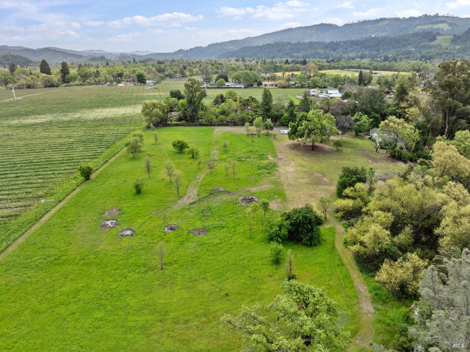 3048 Myrtledale Road Calistoga CA 94515