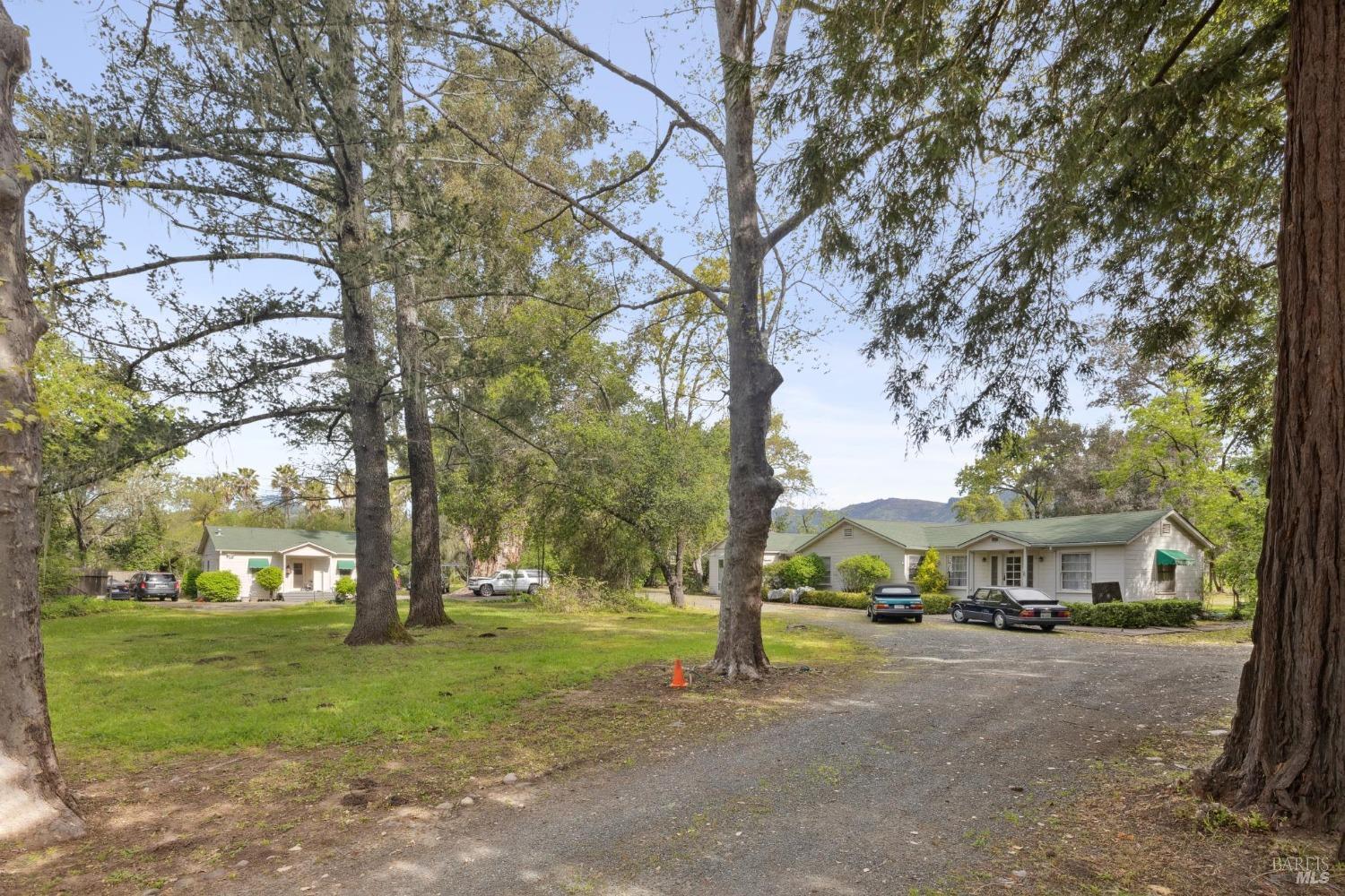 3048 Myrtledale Road Calistoga CA 94515