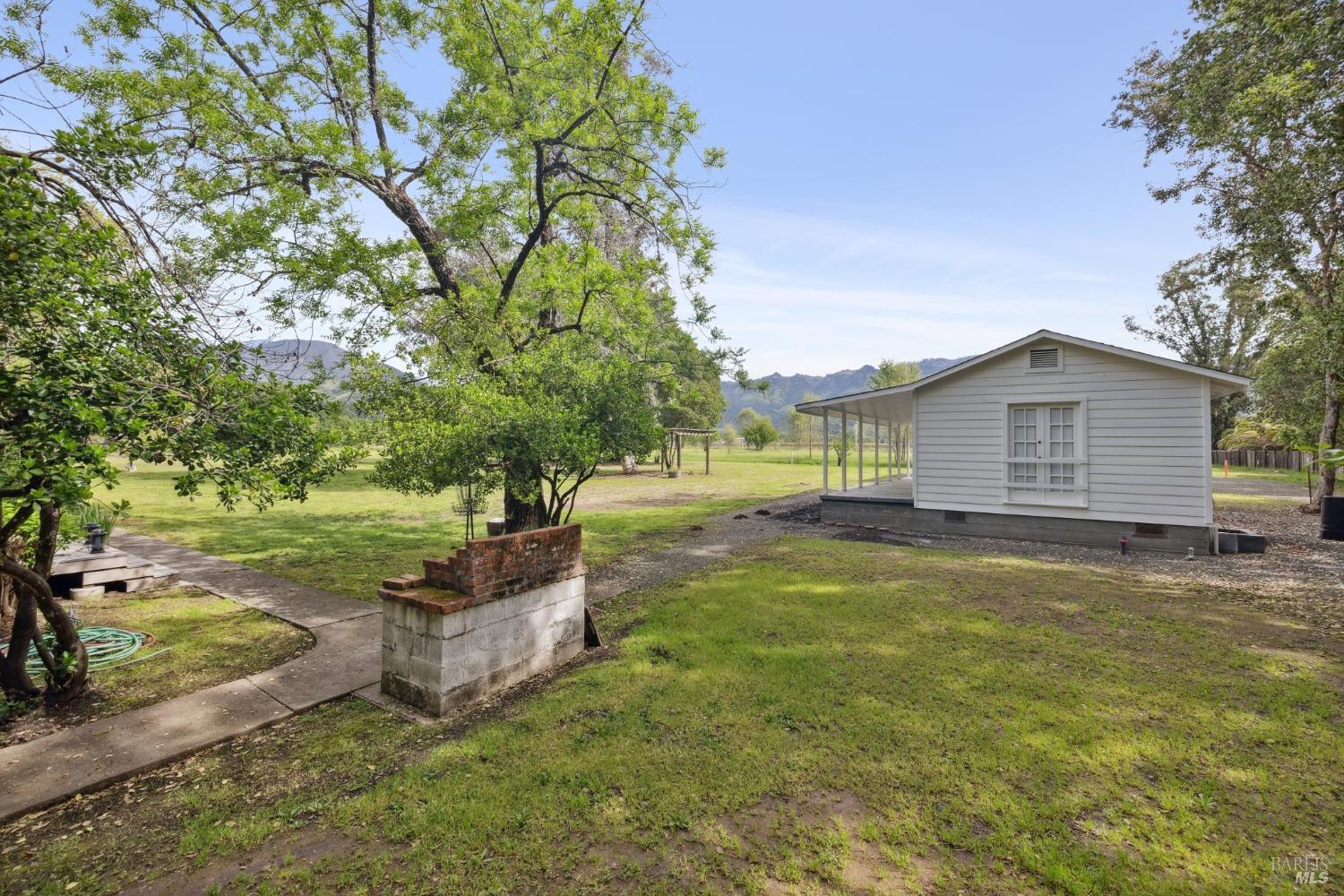 3048 Myrtledale Road Calistoga CA 94515