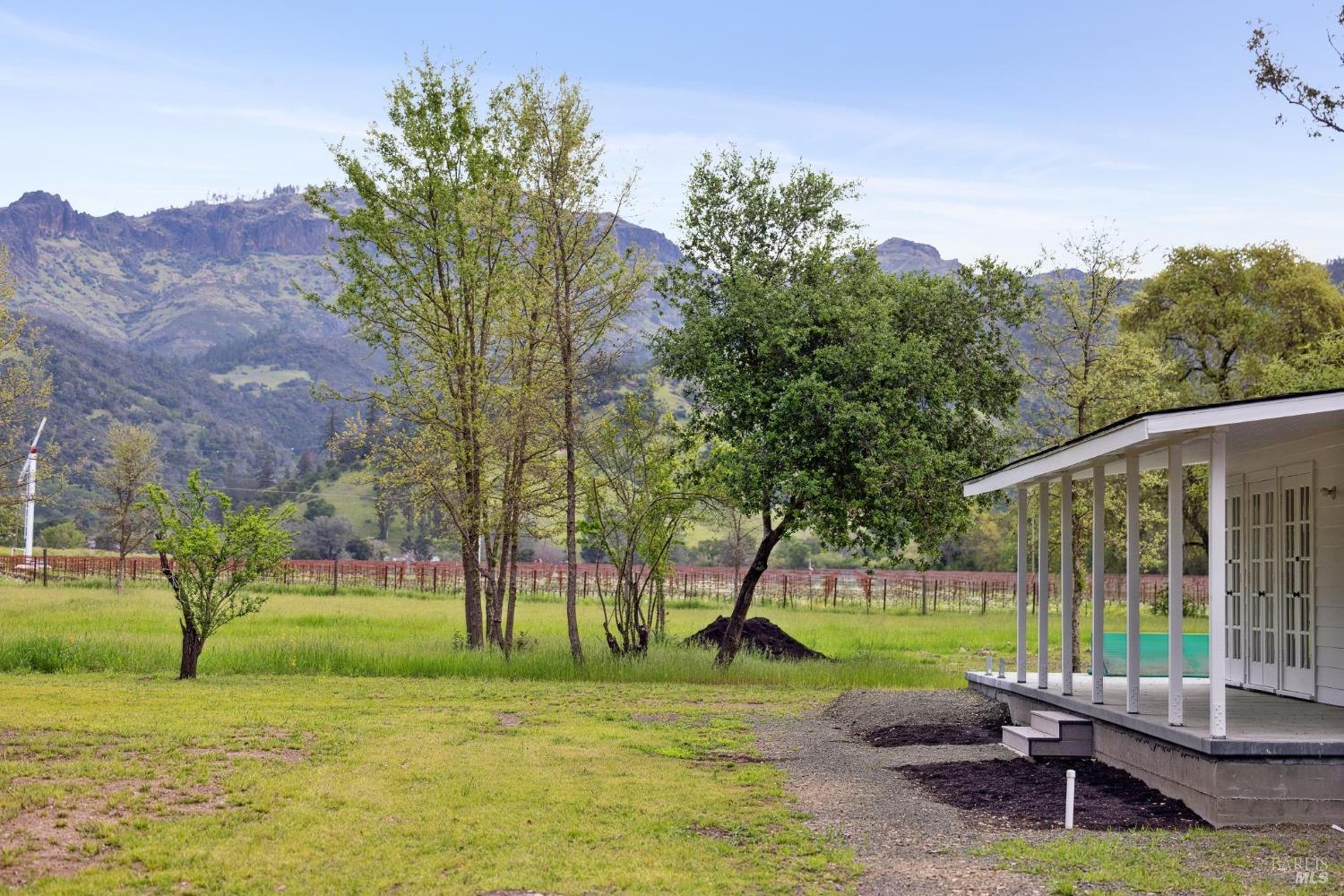 3048 Myrtledale Road Calistoga CA 94515