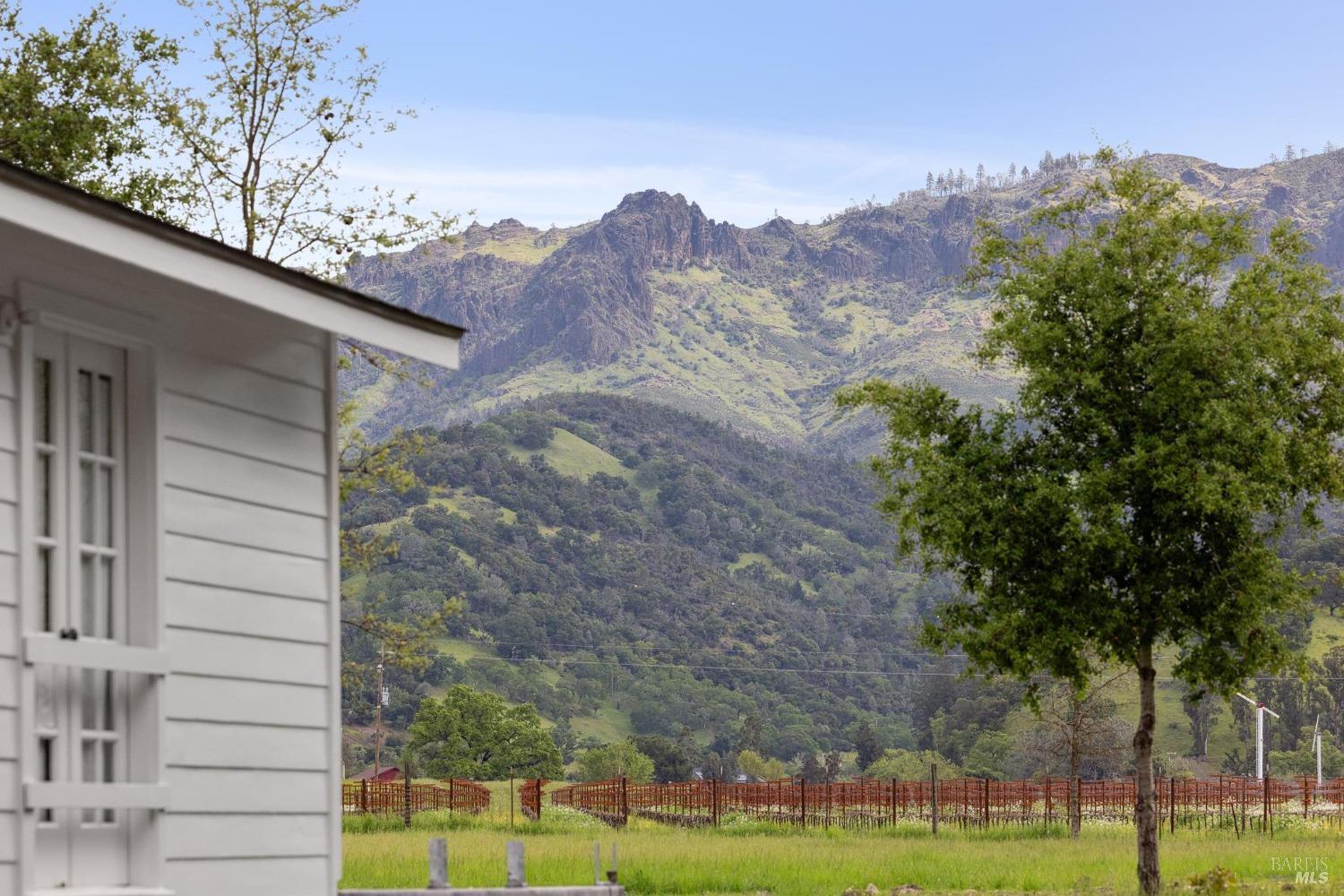 3048 Myrtledale Road Calistoga CA 94515