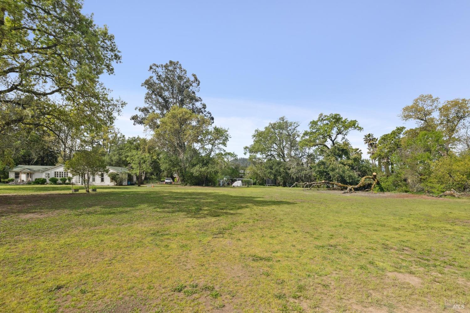 3048 Myrtledale Road Calistoga CA 94515