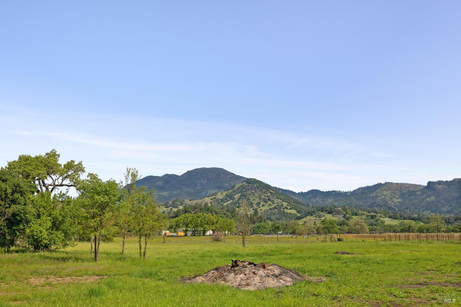 3048 Myrtledale Road Calistoga CA 94515
