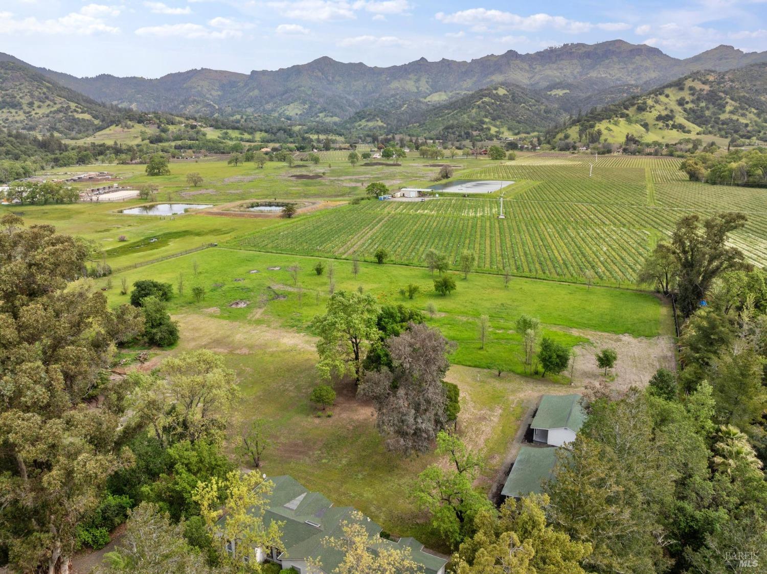 3048 Myrtledale Road Calistoga CA 94515