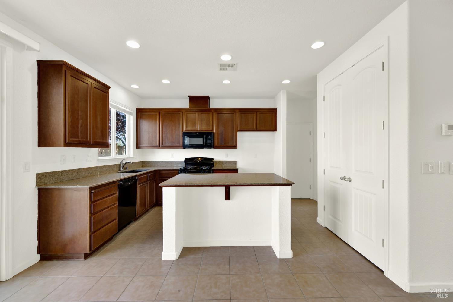 342 Tilden Circle Vacaville CA 95688