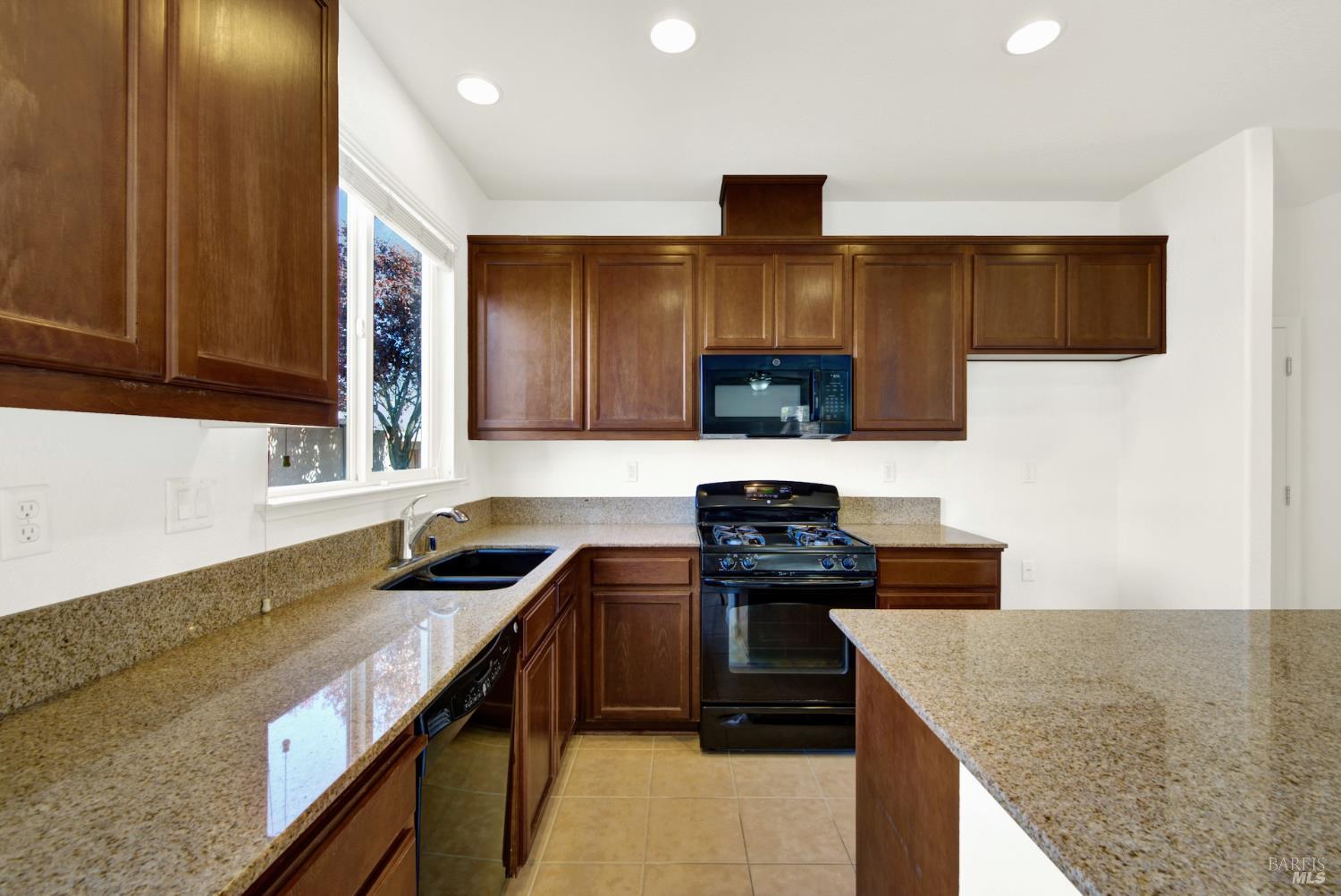 342 Tilden Circle Vacaville CA 95688