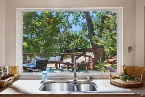 52 Woodleaf Court Novato CA 94945