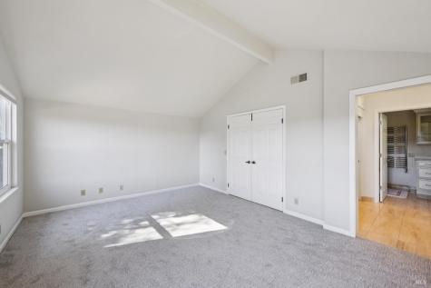 52 Woodleaf Court Novato CA 94945