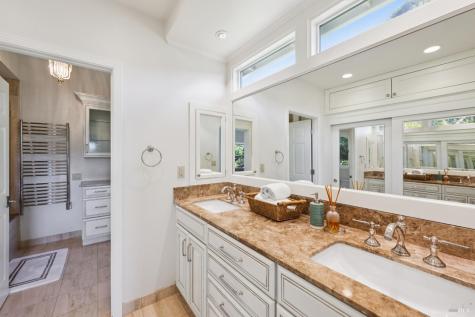 52 Woodleaf Court Novato CA 94945