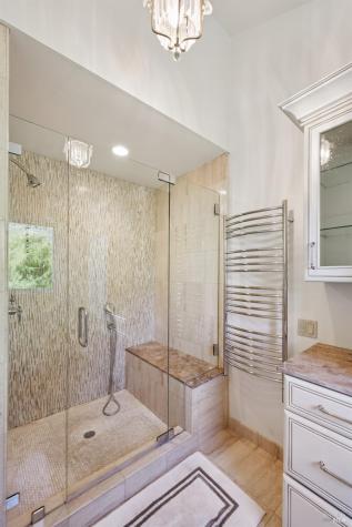 52 Woodleaf Court Novato CA 94945