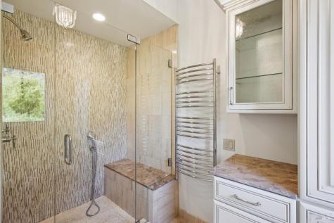 52 Woodleaf Court Novato CA 94945