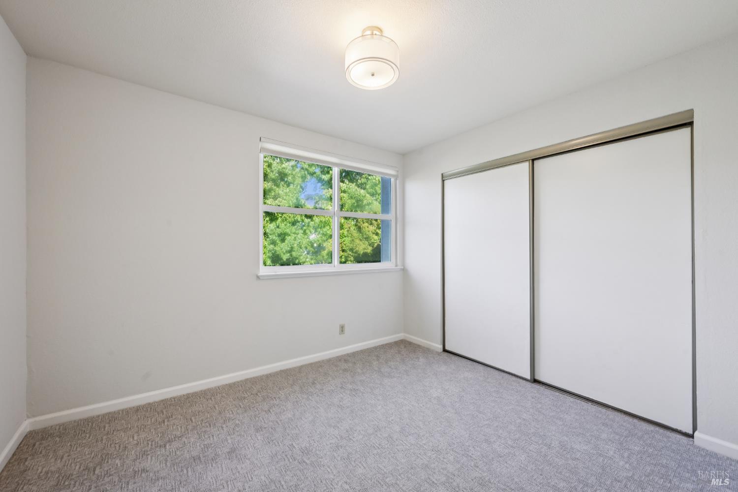 52 Woodleaf Court Novato CA 94945
