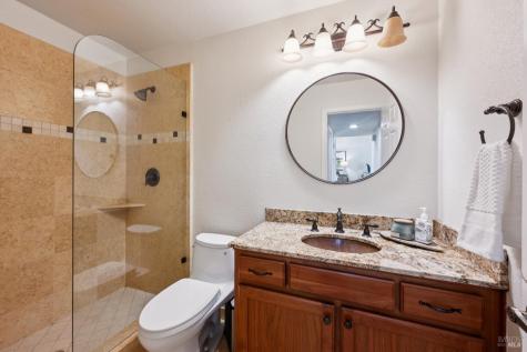 52 Woodleaf Court Novato CA 94945