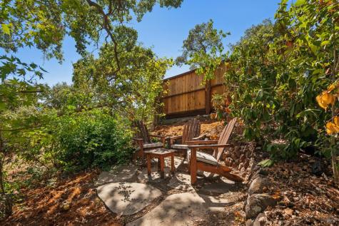 52 Woodleaf Court Novato CA 94945