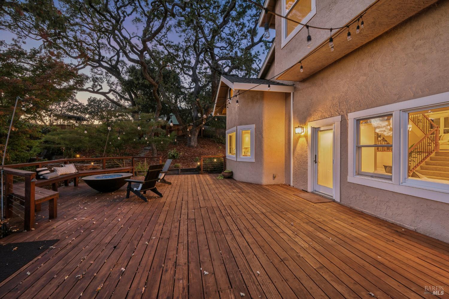 52 Woodleaf Court Novato CA 94945